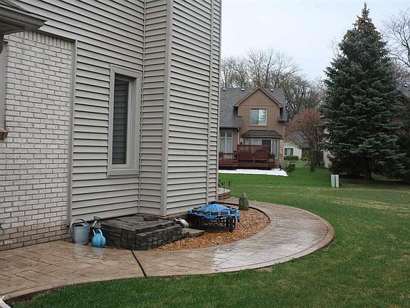3rd image of 13810 Fernbrook Ct