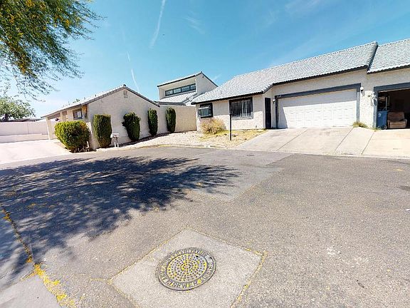 2nd image of 3855 Catamaran Cir
