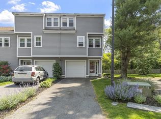 14 Russell Dr #D, Salem, MA 01970