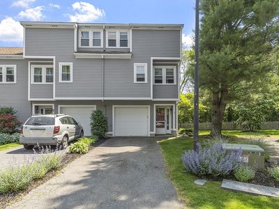 14 Russell Dr #D, Salem, MA, 01970