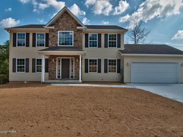 678 E Princeton Ave, Palmerton, PA 18071