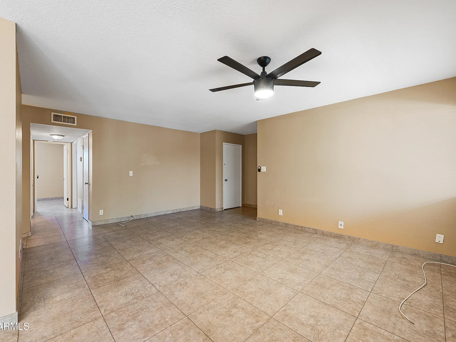 2 bed, 2.0 bath, 982 sqft, $1,650 — Photo 3