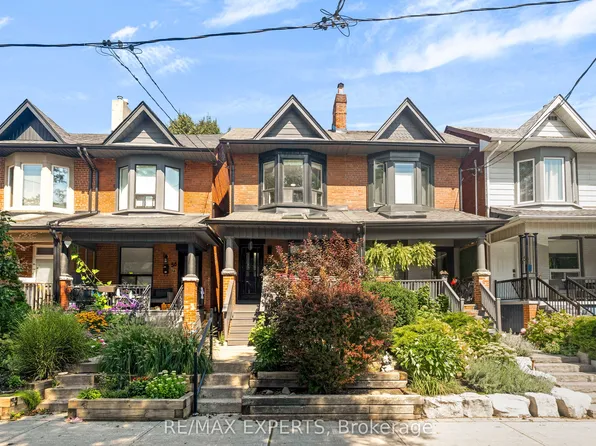 54 Marchmount Rd, Toronto, ON M6G 2A9