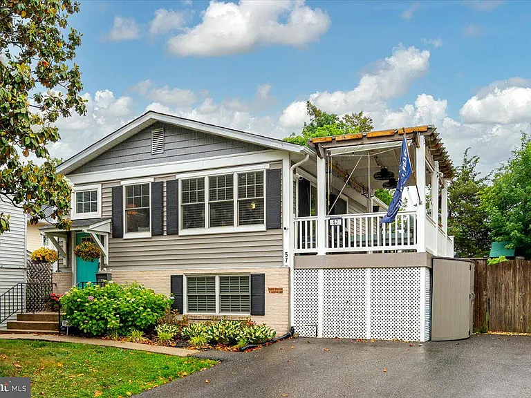 57 Spa Rd — Photo 2