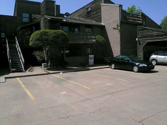 2nd image of 2802 NE 9th St #B
