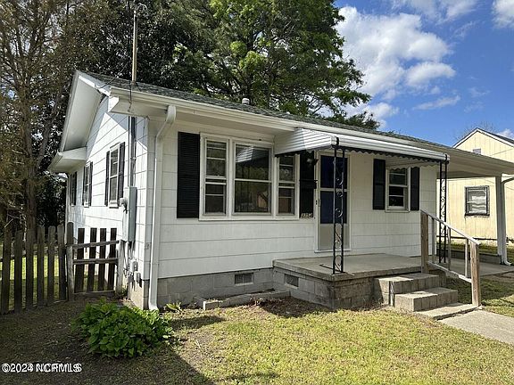 2nd image of 3754 Cameron St