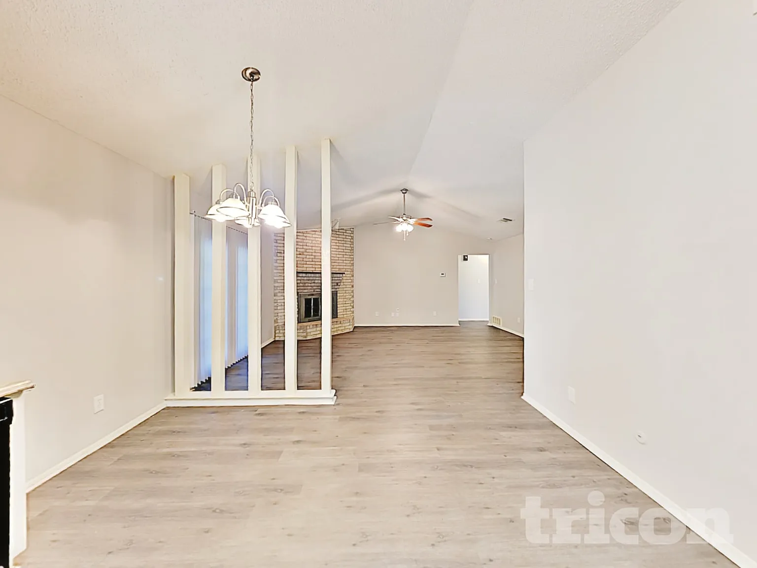 1401 Timbercrest Drive Benbrook TX — Photo 4