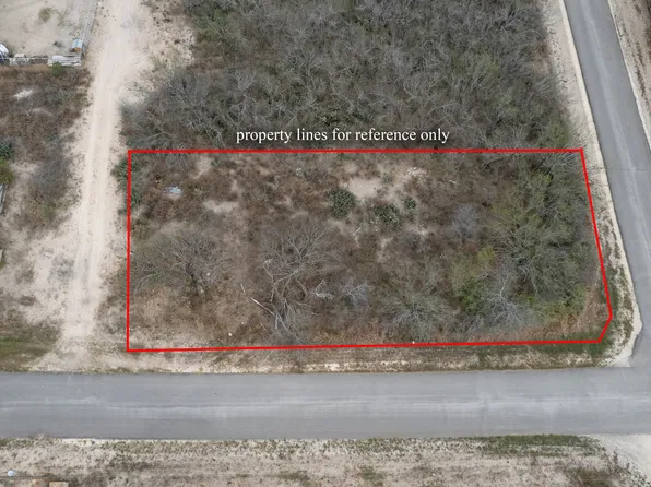 537 Matteson South LOT 8, La Pryor, TX 78872