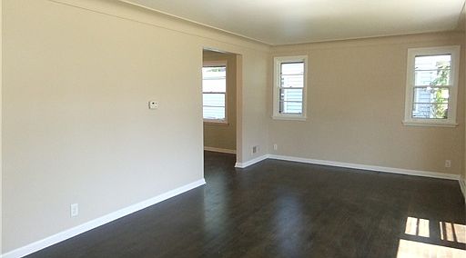 4th image of 113 E Jennings Ave