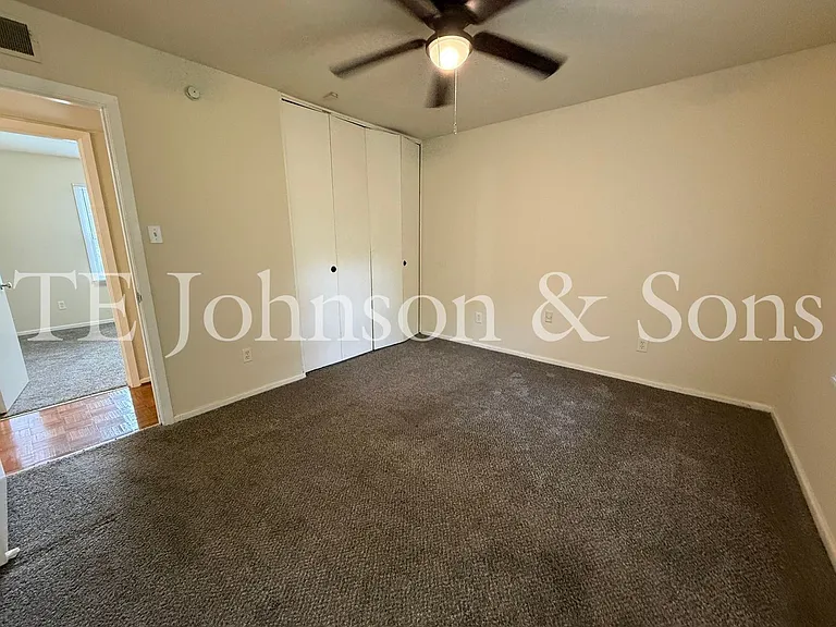 4218 S Jasmin Ct — Photo 36