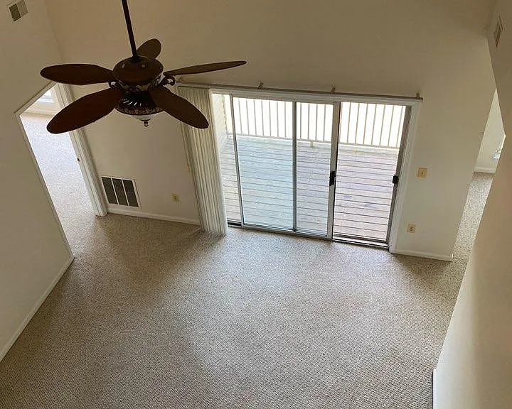 11330 Westbrook Mill Ln #301 — Photo 23