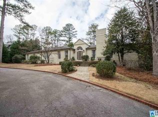 3822 Cove Dr, Birmingham, AL 35213