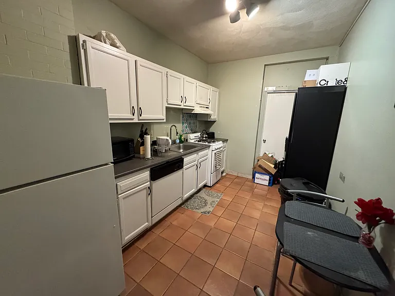 41 Egremont Rd #3 — Photo 4