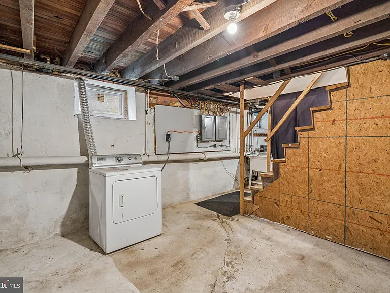 481 Gerhard St #1 — Photo 22