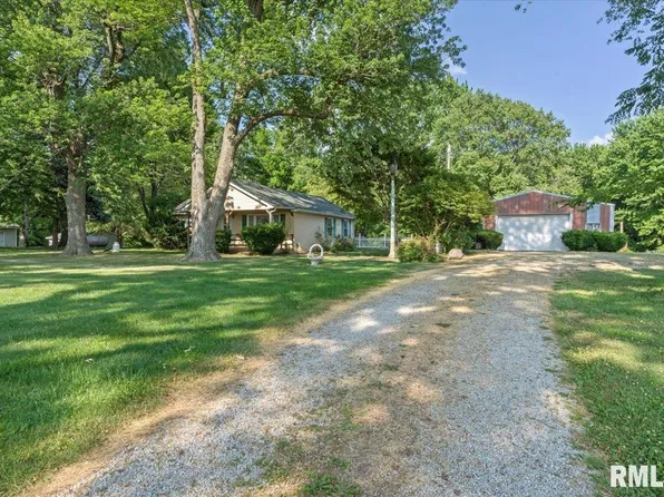 2682 N Farmingdale Rd, Pleasant Plains, IL 62677