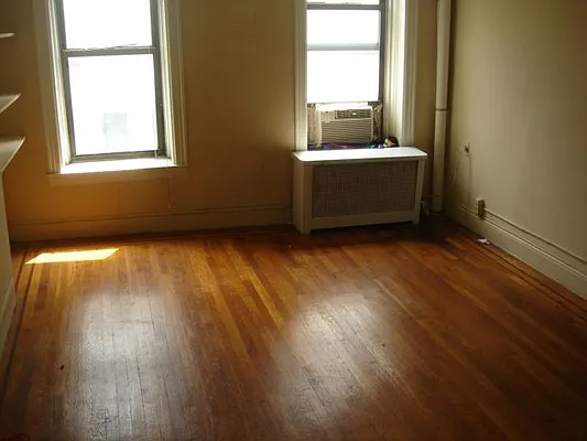 Rented by Paley Management | media 28