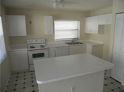 1st image of 6120 NW 44th Ter