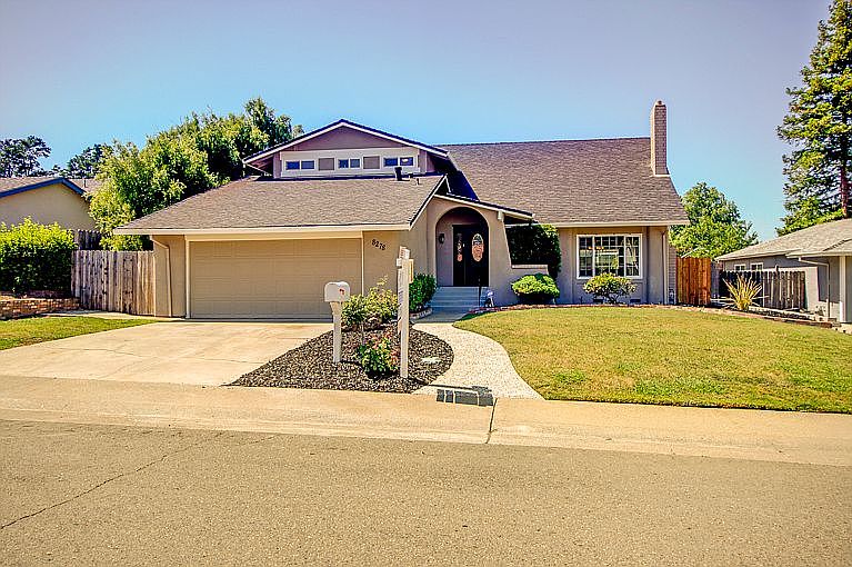 1st image of 8278 Scarlet Oak Cir