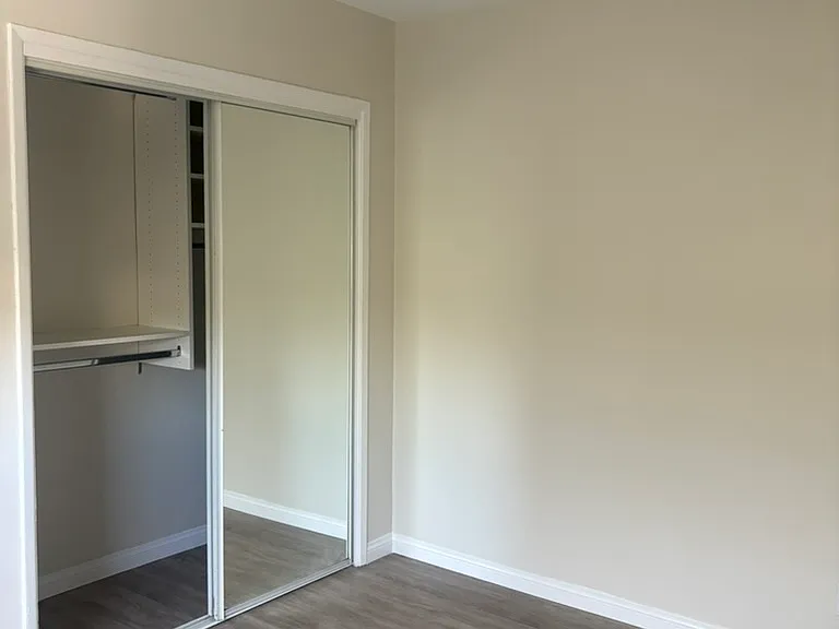3345 Grim Ave #3345.5 — Photo 6