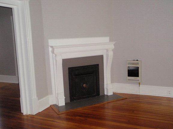 3rd image of 277 Franklin St