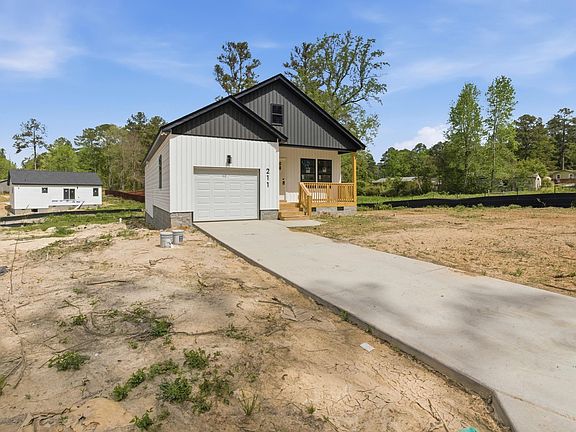 4th image of 211 Payton Pl