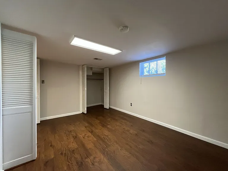 2417 N Rosa Parks Way — Photo 29