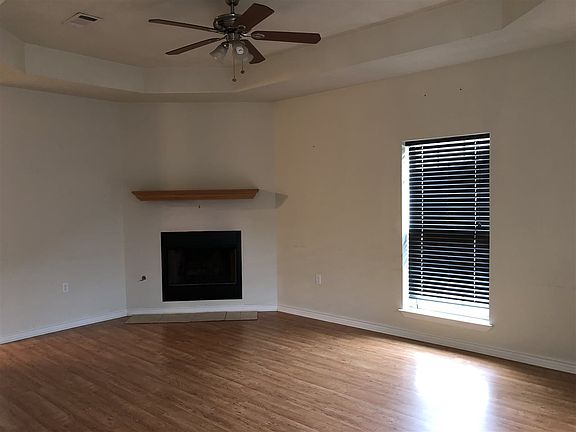 3rd image of 1907 N 21st St