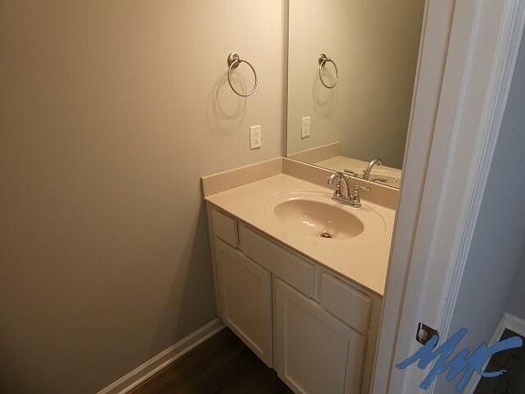 5th image of 4325 Brogli Dr
