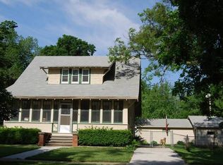 315 N 5th St, Arlington, NE 68002
