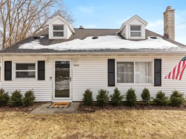 3644 Auburn Ave NE, Grand Rapids, MI 49525