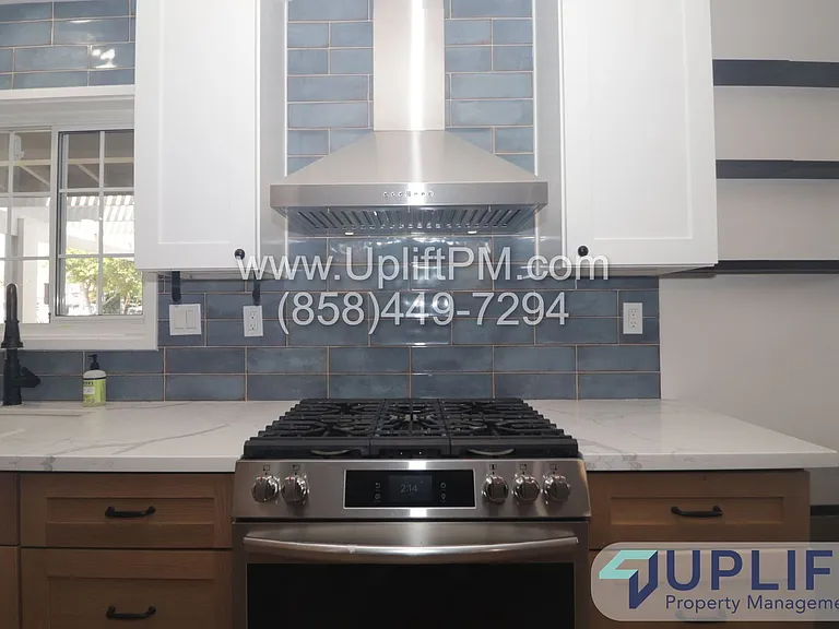 6234 Rose Lake Ave — Photo 5