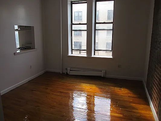 5th image of 1621 Lexington Ave APT 5E