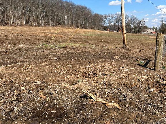 2nd image of 9999 Pergram Rd