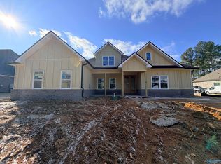 22471 Players Ln, Athens, AL 35613