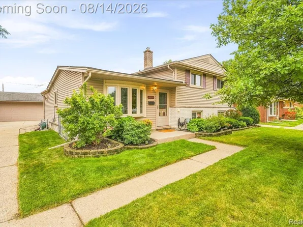 36629 Gilchrist St, Westland, MI 48186
