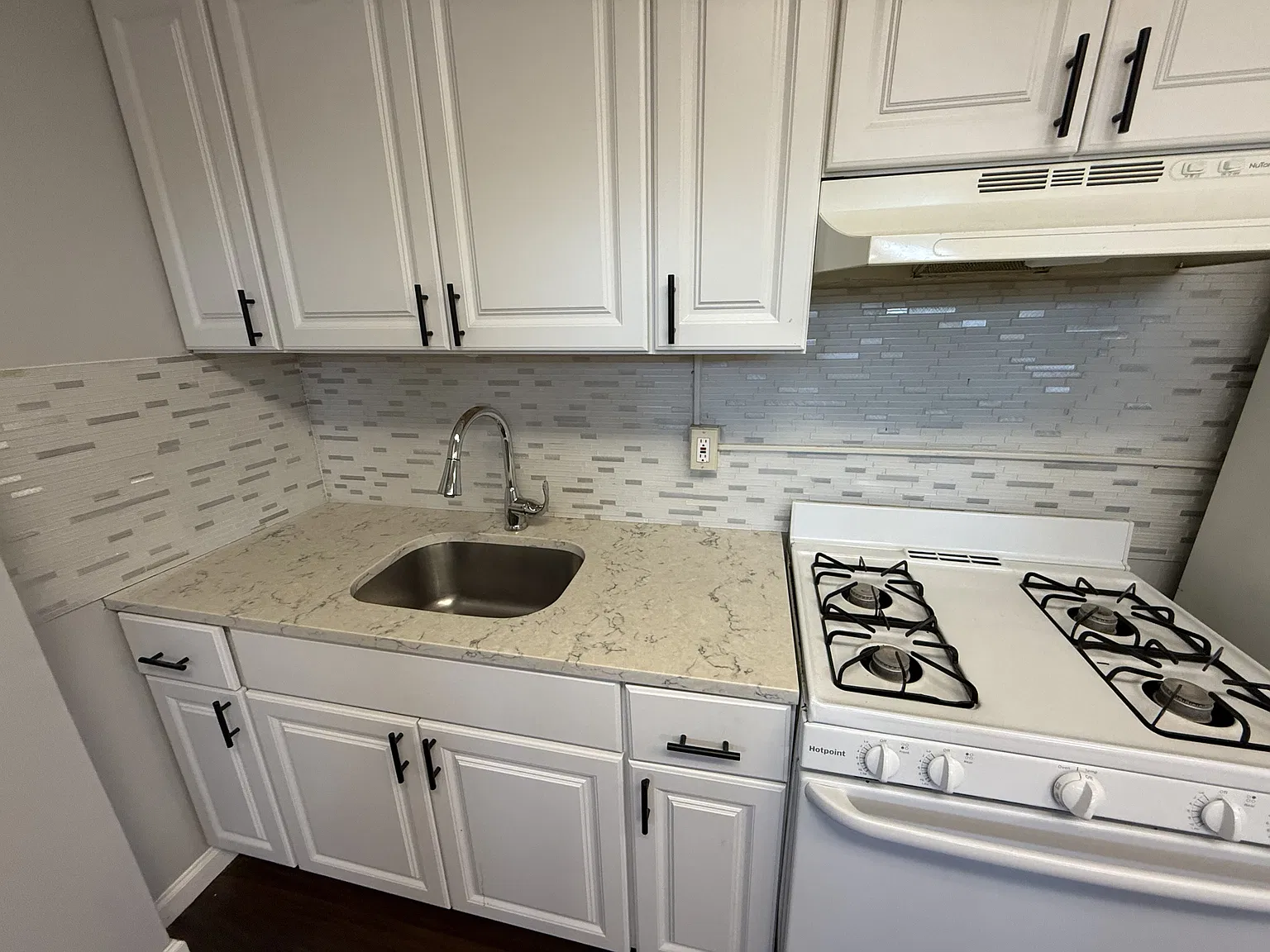 46 Haddon Ave - C — Photo 2