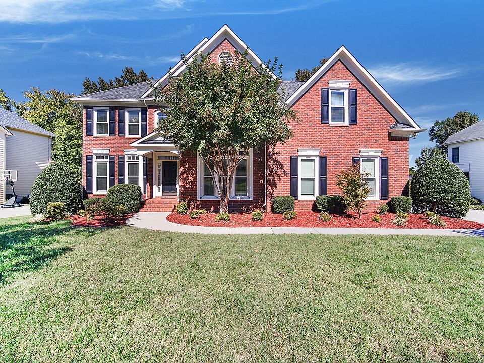 1st image of 2413 Arden Gate Ln