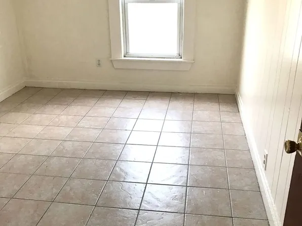 211 Chelsea St #3, Everett, MA 02149