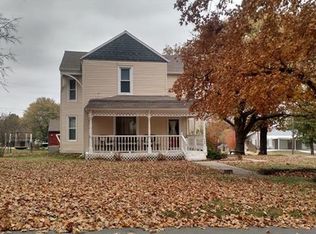 404 Locust St, Nortonville, KS 66060