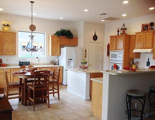 2nd image of 2313 E Prescott Pl