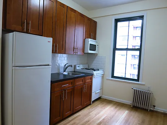 Rented by City & Suburban | media 8