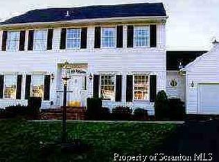 709 Epirus Hl, Clarks Summit, PA 18411