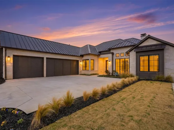 9608 Saint Michel Ln, Fort Worth, TX 76126