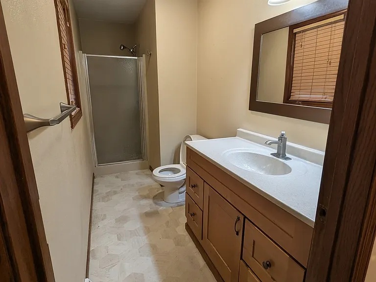 571 Harvest Ln — Photo 11