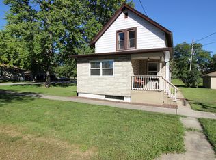 604 Clinton St, Lockport, IL 60441