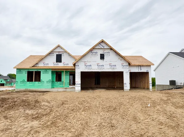 7070 Kettle Dale Ave SE, Alto, MI 49302