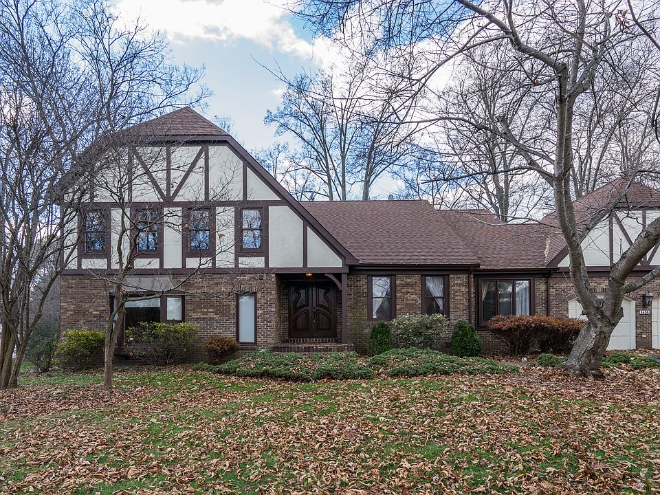 1st image of 8456 Clover Leaf Drive