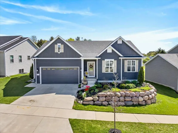 711 Sugar Maple Lane, Verona, WI 53593
