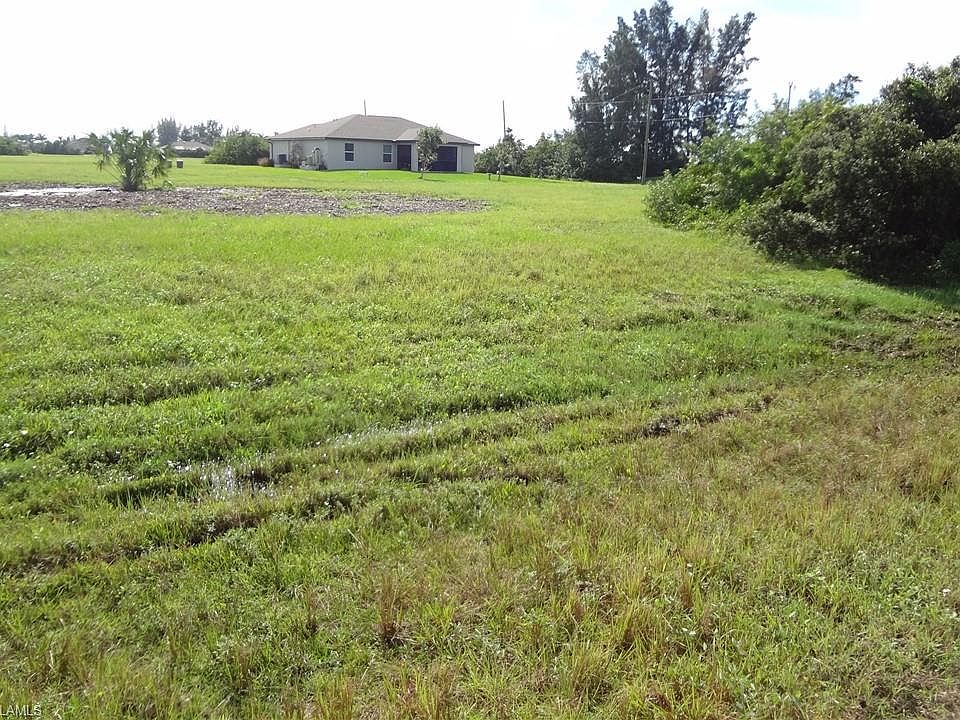 2nd image of 3008 NW 9th St