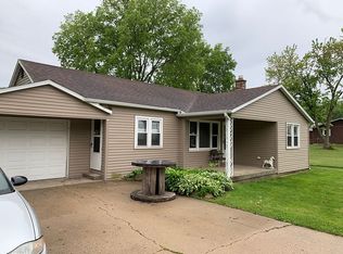 28837 W Thome Rd, Rock Falls, IL 61071